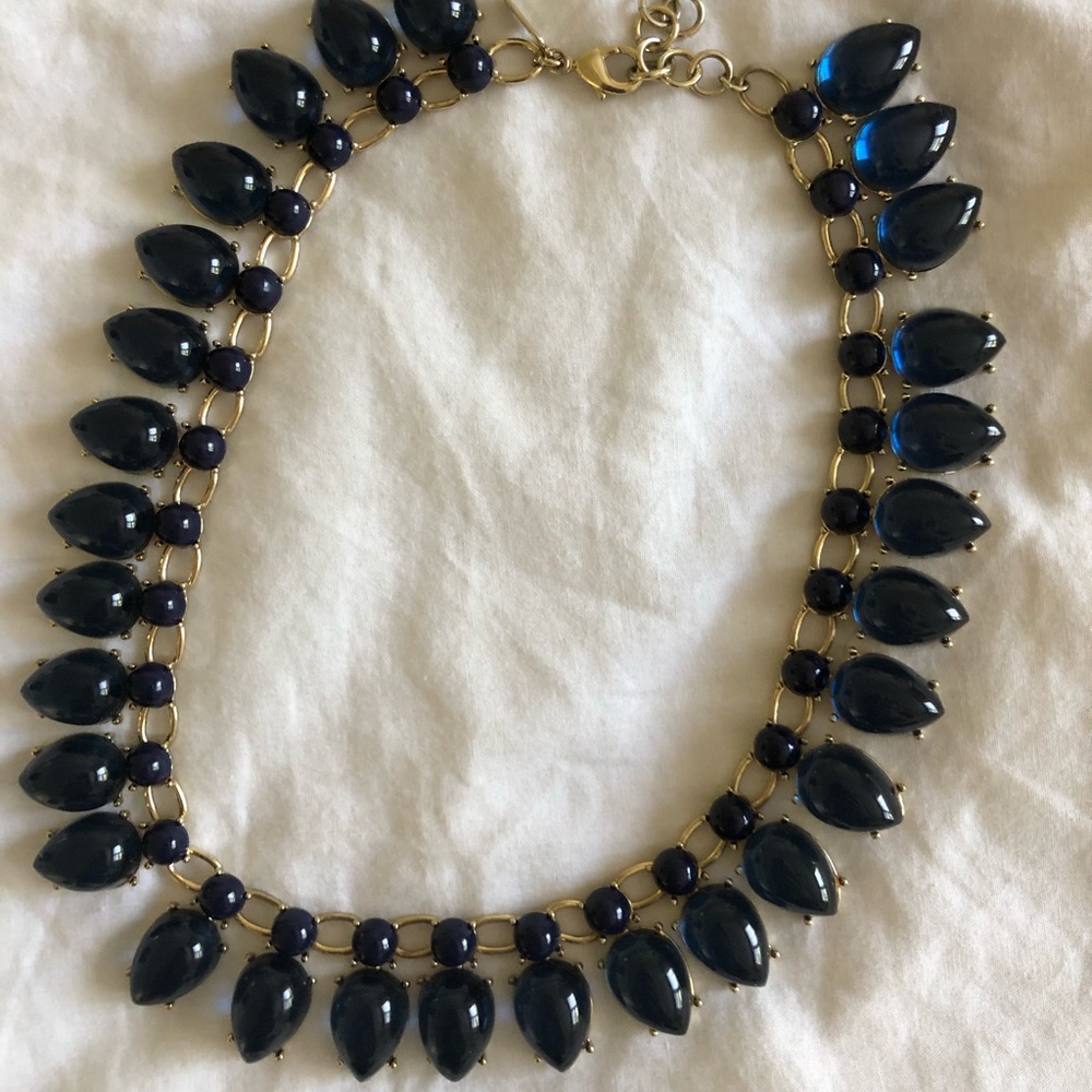 Vineyard Vines necklace